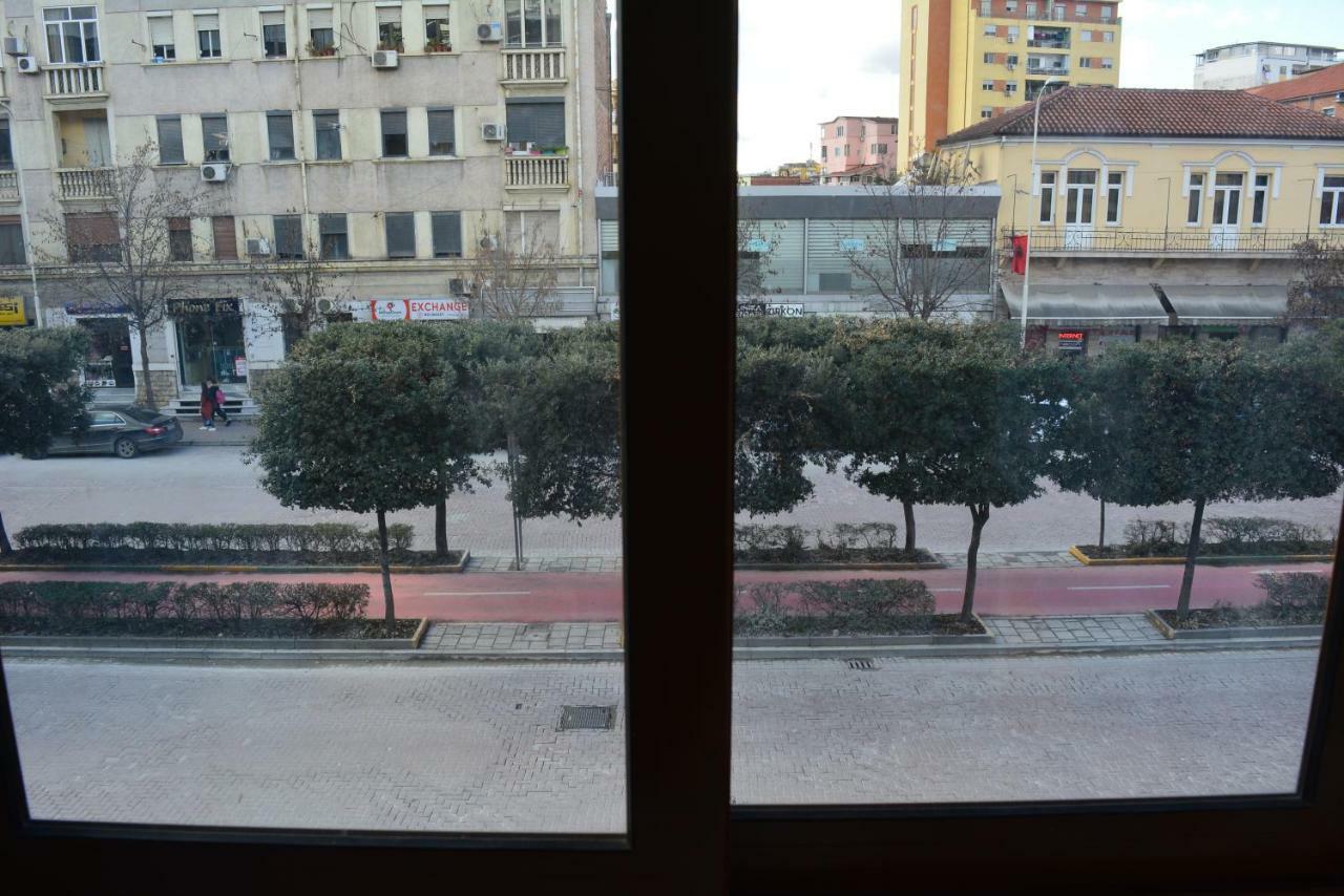 טיראנה Hotel Republika מראה חיצוני תמונה
